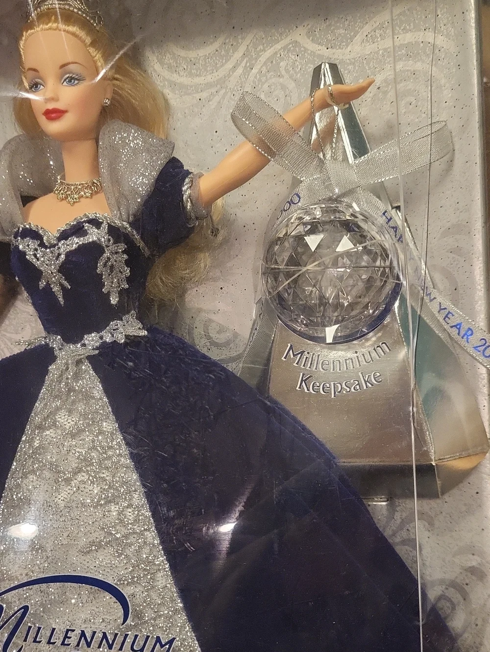 NRFB MILLINENNIUM PRINCESS BARBIE DOLL